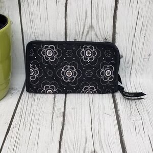 Vera Bradley Thirty-One Onyx Blossom Credit Card ID Window Holder Wallet